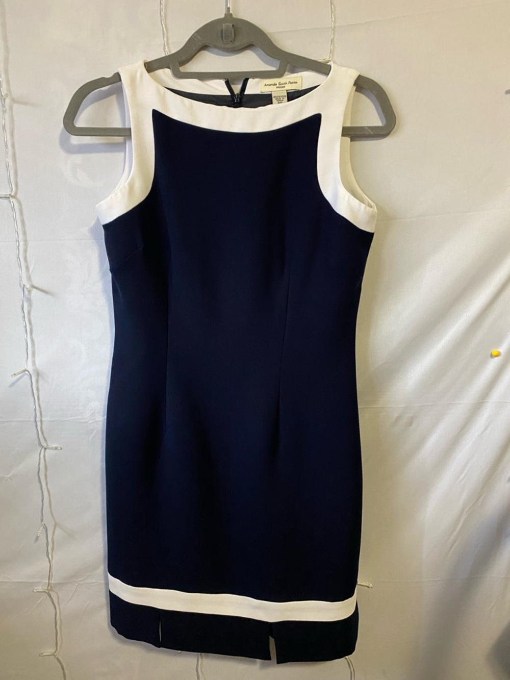 Amanda Smith Navy and White Sheath Shift Dress